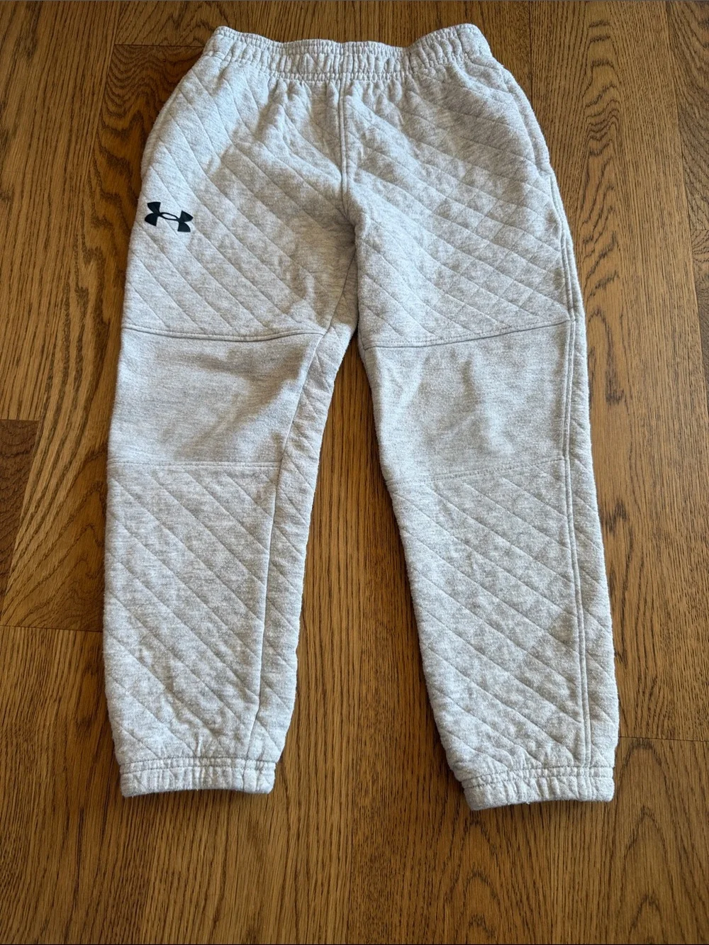 Old Navy Boys Elastic Waist Pull-On Pants & Under Armour Sweats 5 Tees